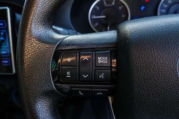 2019 Toyota Hilux SR GUN126R 4X4