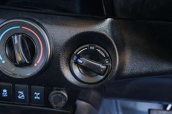 2019 Toyota Hilux SR GUN126R 4X4