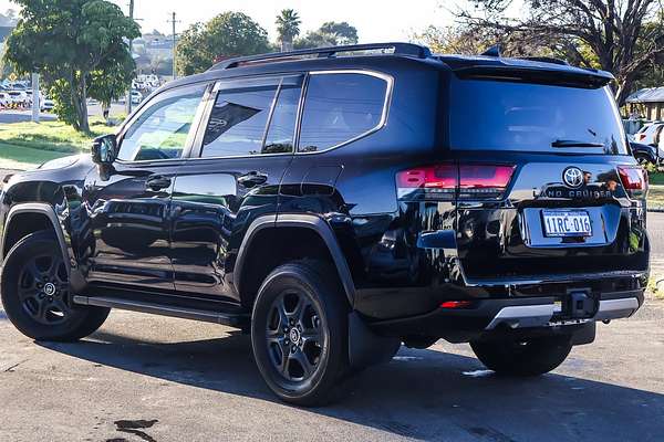 2024 Toyota Landcruiser GR Sport FJA300R