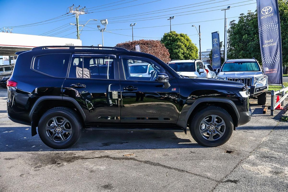 2024 Toyota Landcruiser GR Sport FJA300R