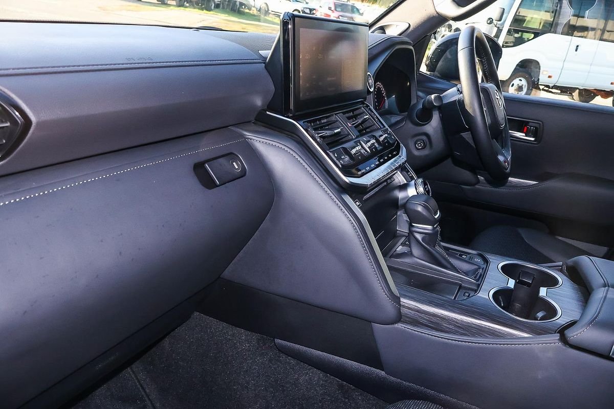 2024 Toyota Landcruiser GR Sport FJA300R