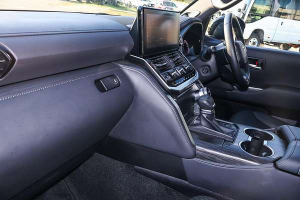 2024 Toyota Landcruiser GR Sport FJA300R