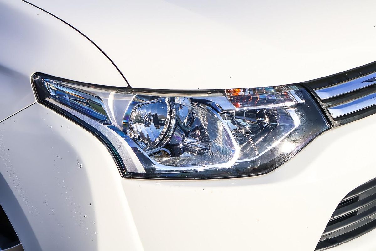 2014 Mitsubishi Outlander LS ZJ