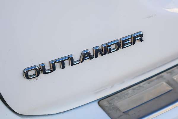 2014 Mitsubishi Outlander LS ZJ