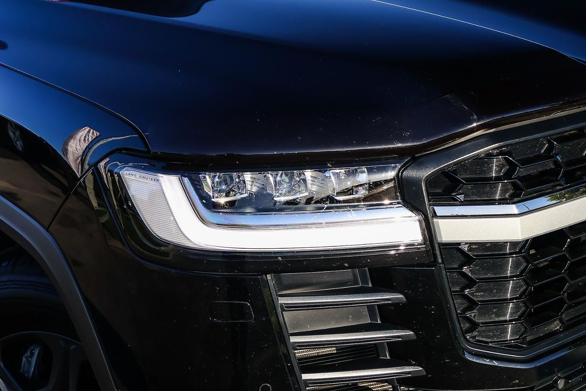 2024 Toyota Landcruiser GR Sport FJA300R
