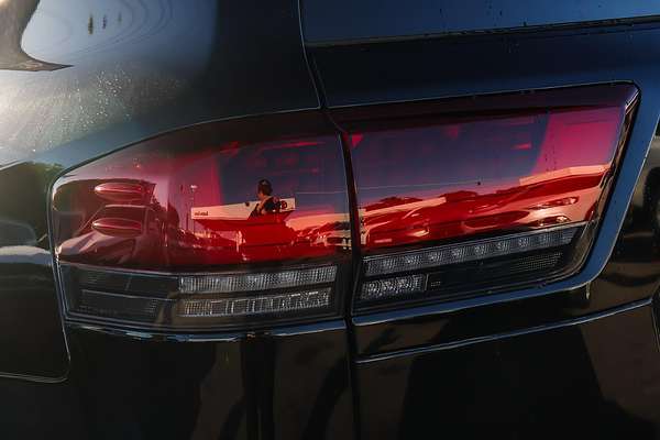 2024 Toyota Landcruiser GR Sport FJA300R