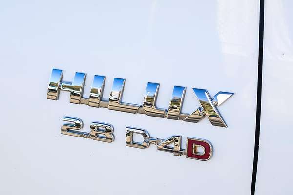 2019 Toyota Hilux SR GUN126R 4X4