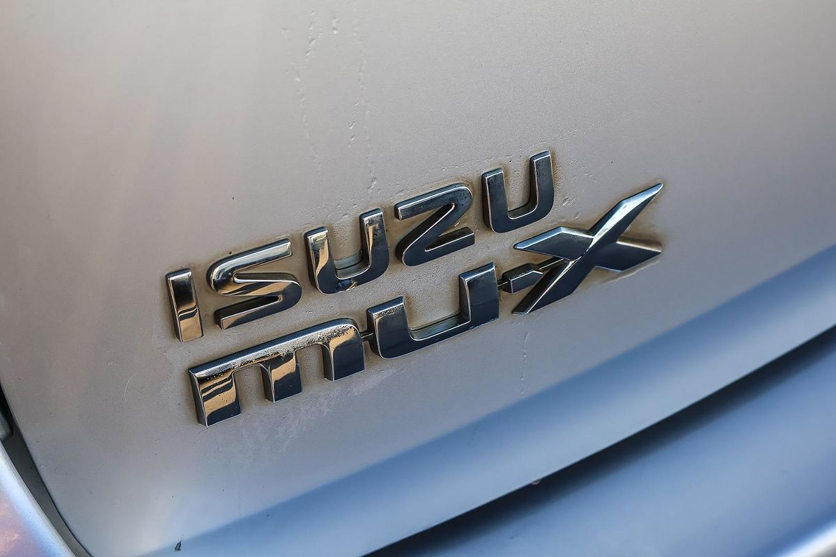 2021 Isuzu MU-X LS-T