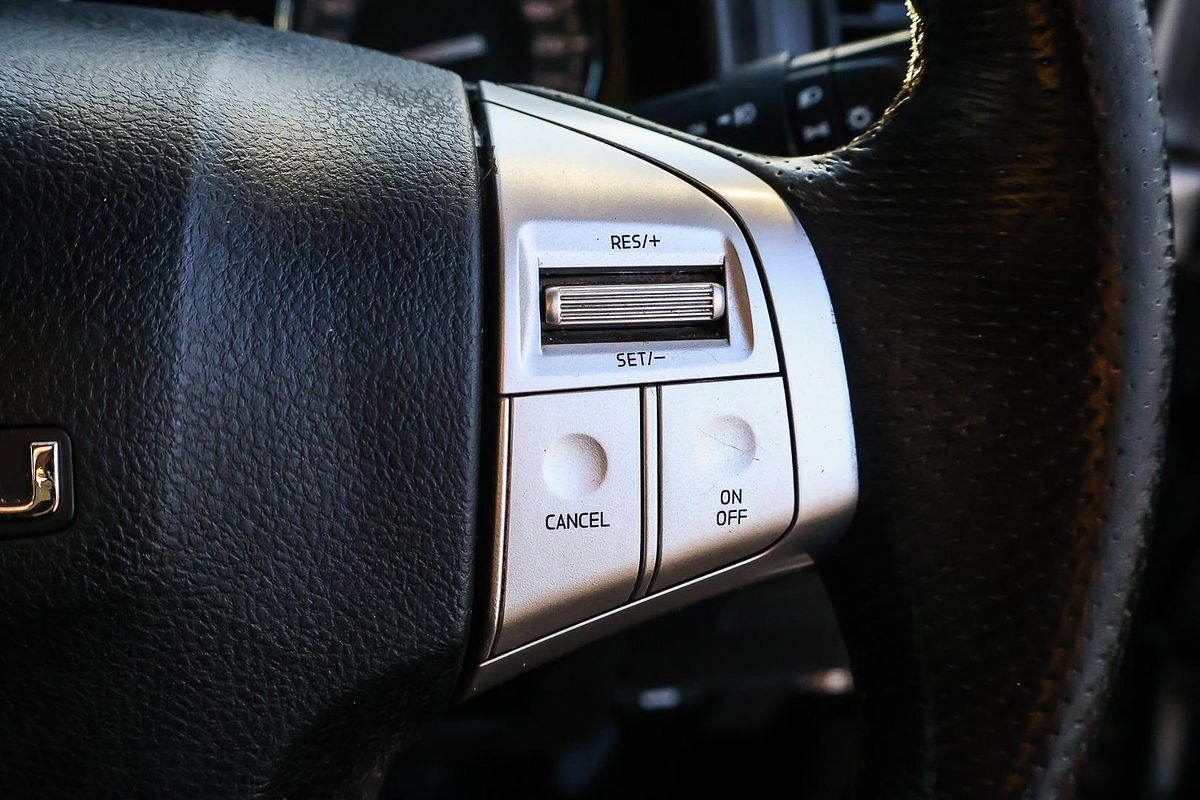 2021 Isuzu MU-X LS-T