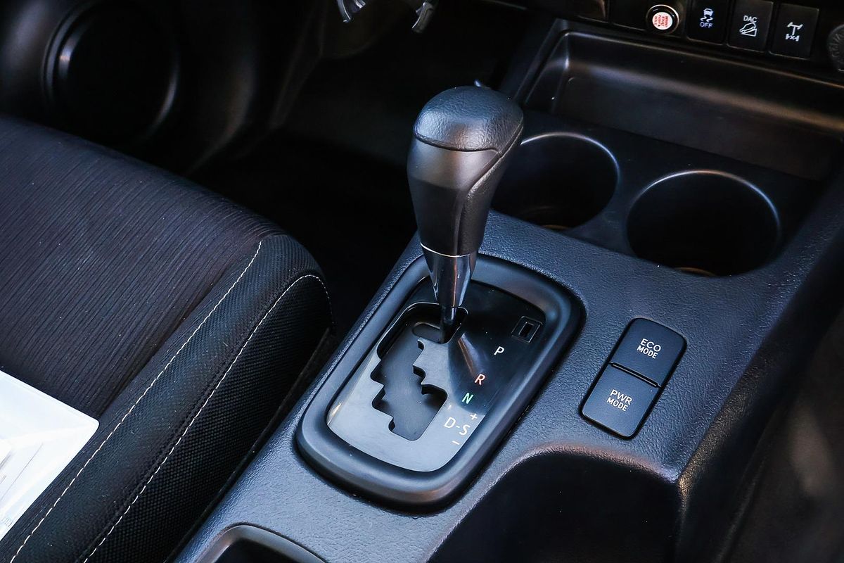 2019 Toyota Hilux SR GUN126R 4X4