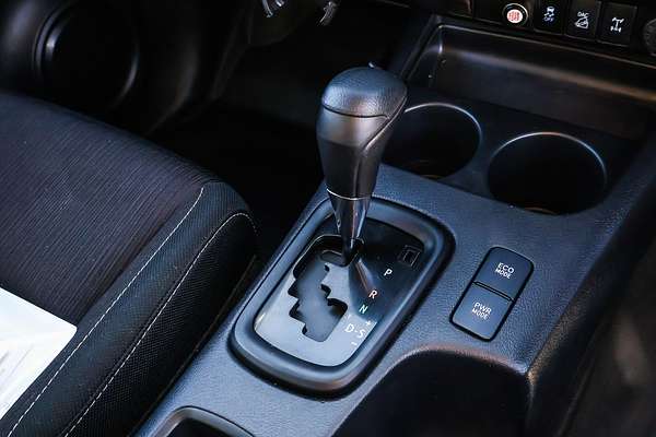 2019 Toyota Hilux SR GUN126R 4X4