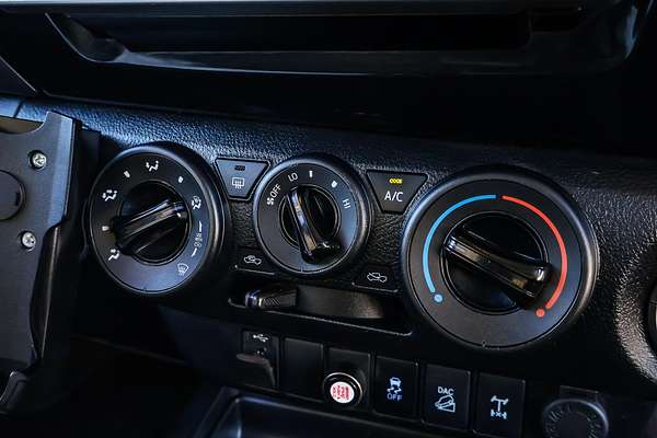 2019 Toyota Hilux SR GUN126R 4X4