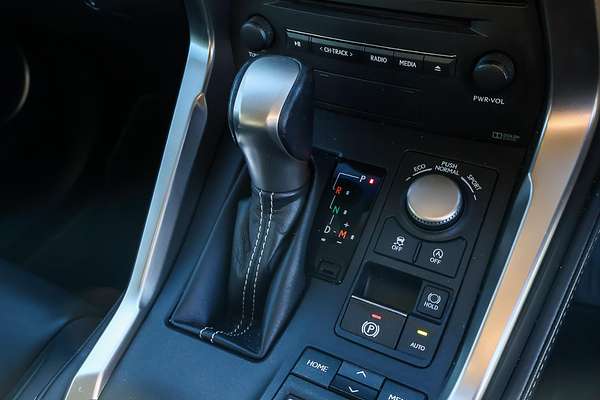 2016 Lexus NX NX200t Luxury AGZ10R