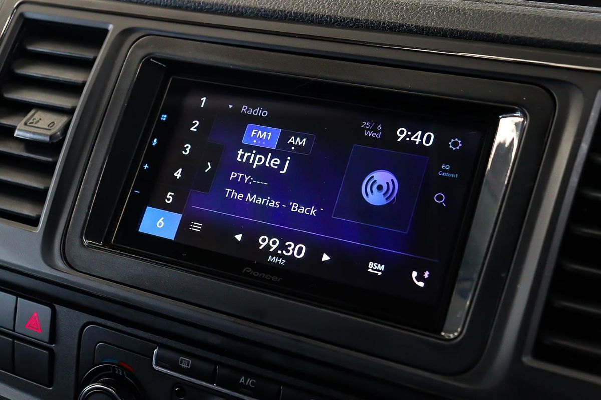2017 Volkswagen Transporter TDI250 Runner T6 SWB