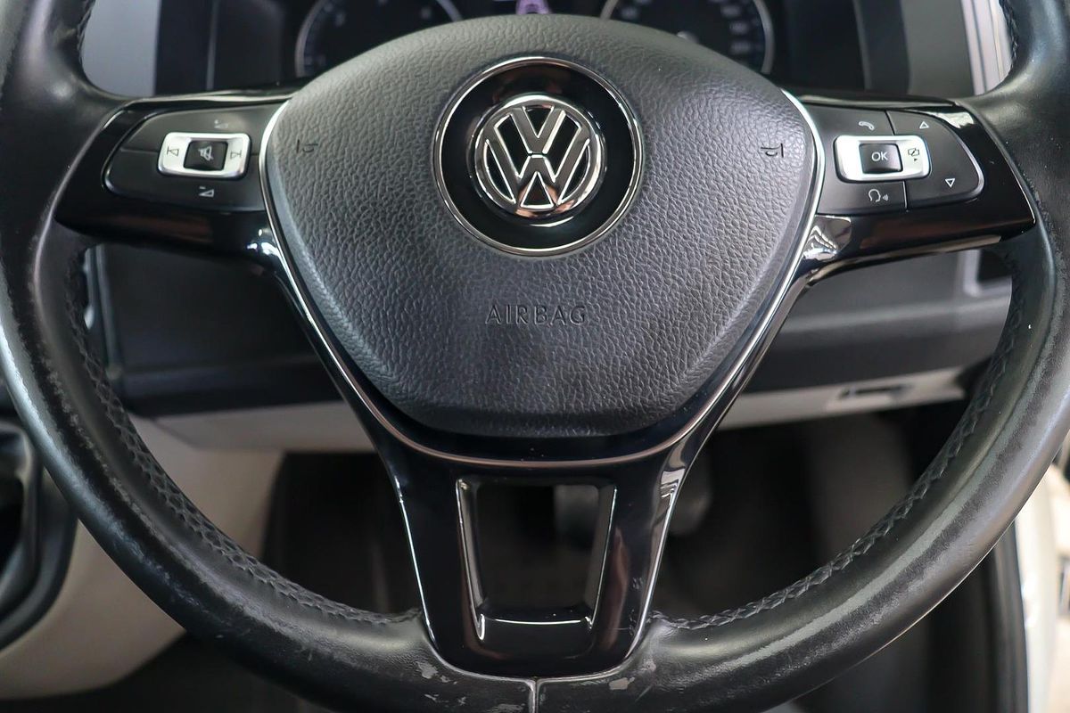 2017 Volkswagen Transporter TDI250 Runner T6 SWB