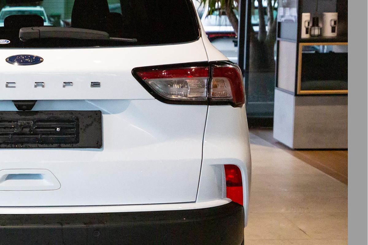 2021 Ford Escape ZH