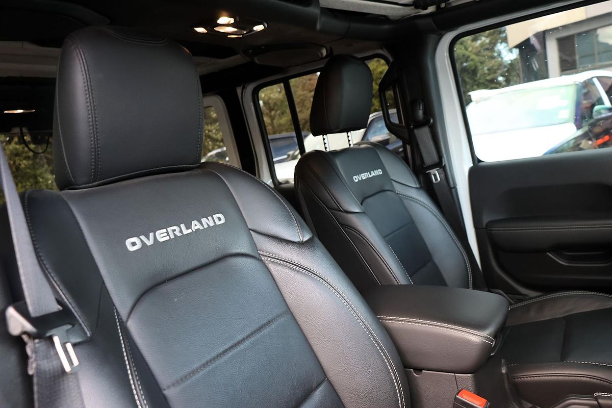2023 Jeep Wrangler Unlimited Overland JL