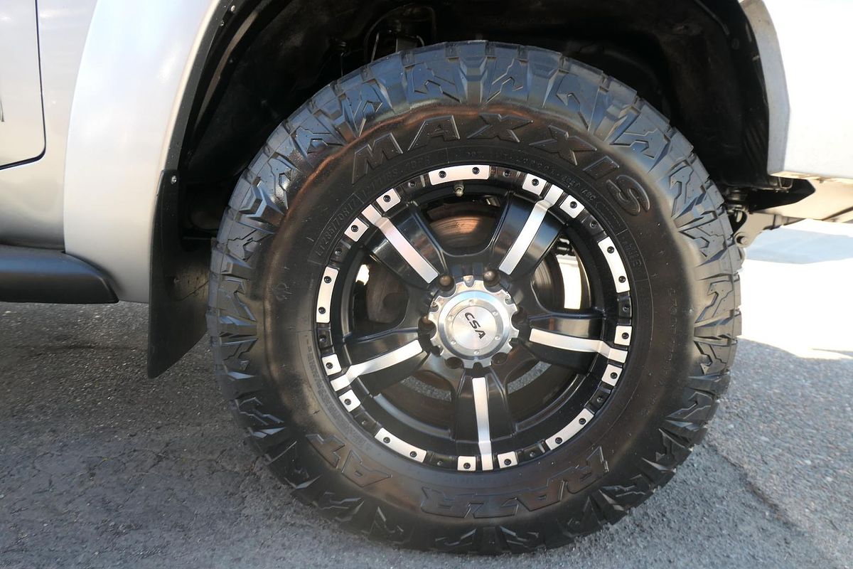 2015 Nissan Patrol ST Y61