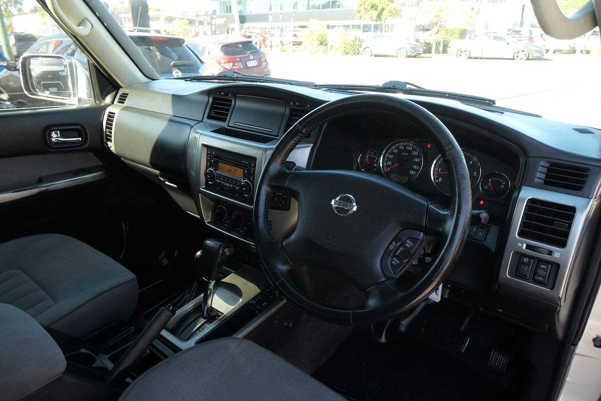 2015 Nissan Patrol ST Y61