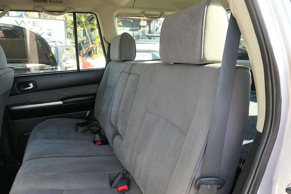 2015 Nissan Patrol ST Y61