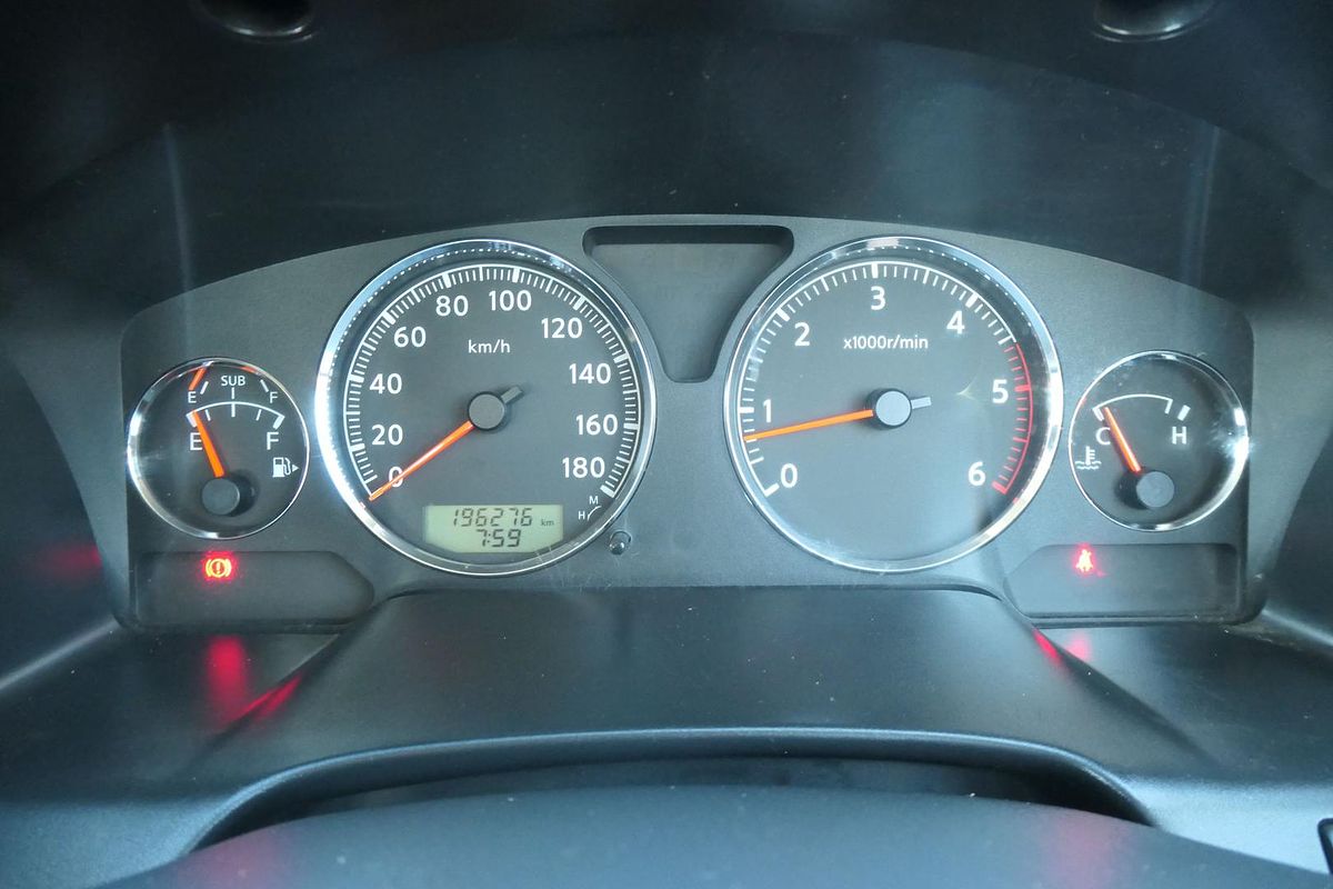 2015 Nissan Patrol ST Y61