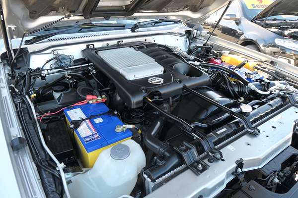 2015 Nissan Patrol ST Y61