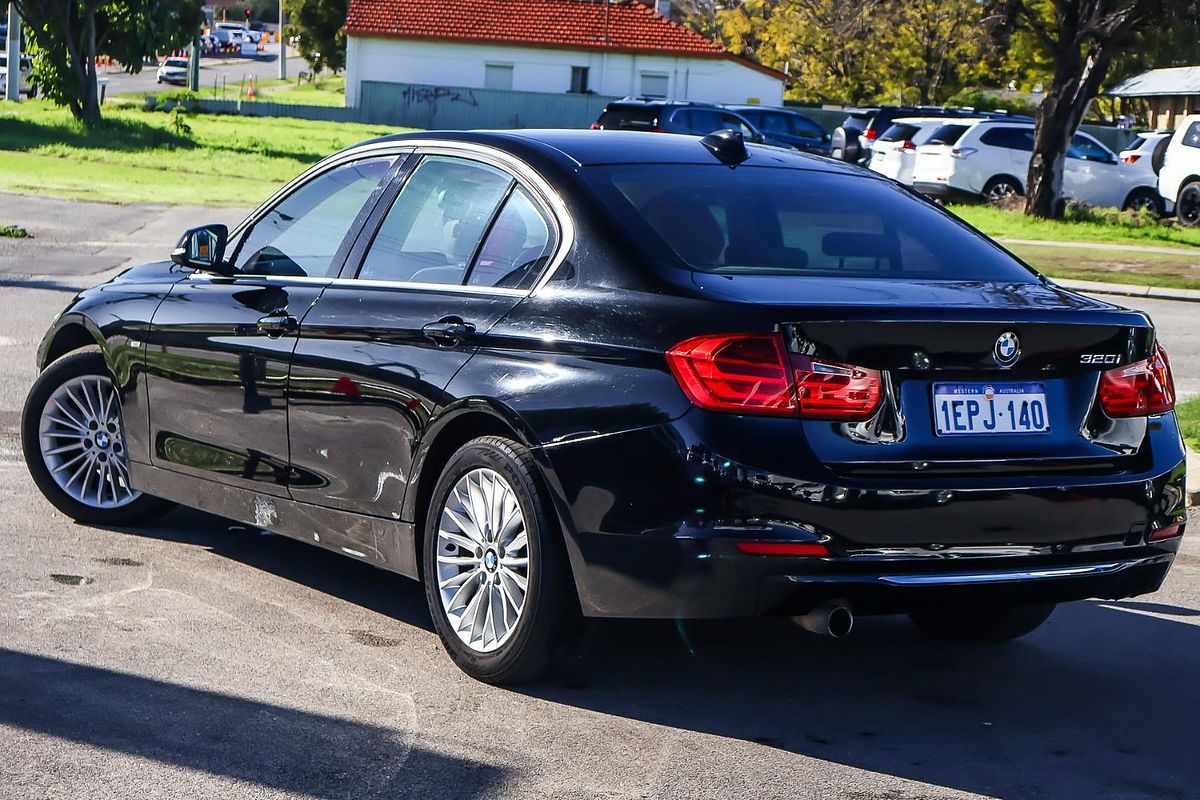 2014 BMW 3 Series 320i F30