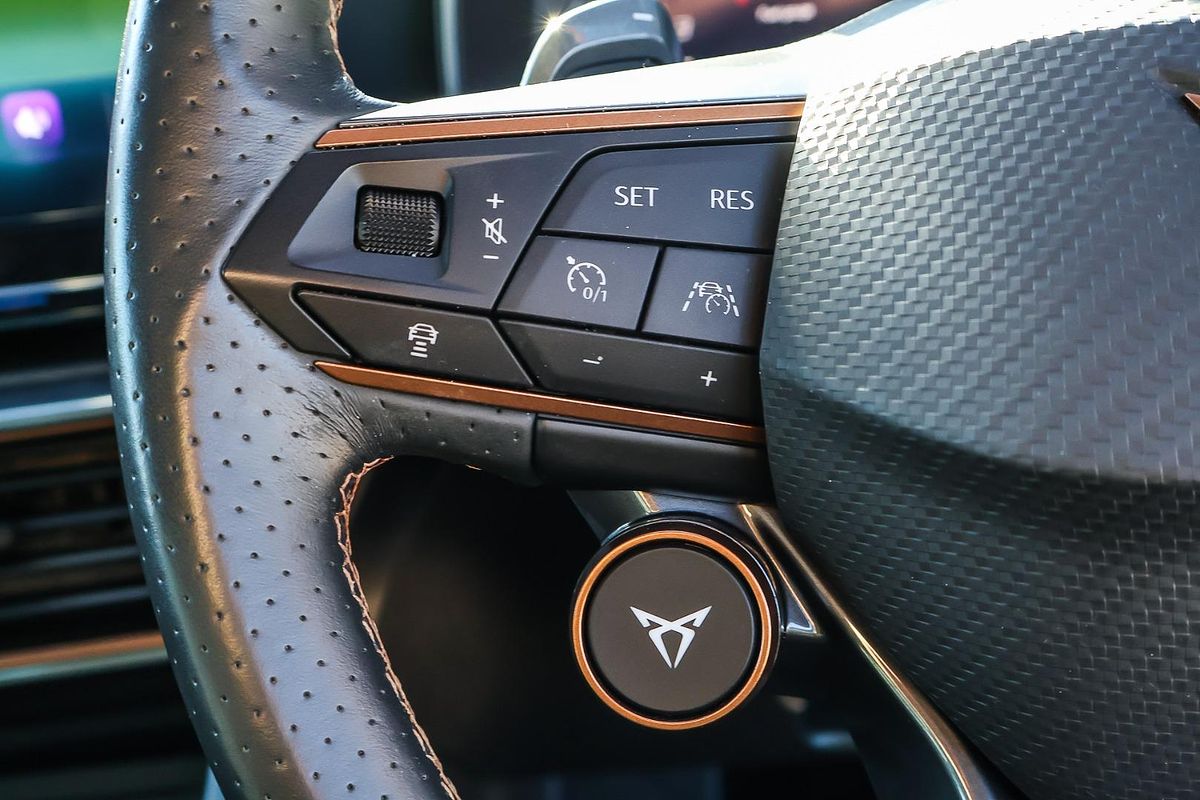 2023 CUPRA Leon VZx KL