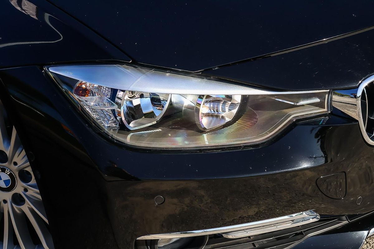 2014 BMW 3 Series 320i F30