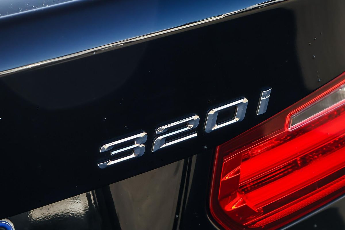 2014 BMW 3 Series 320i F30