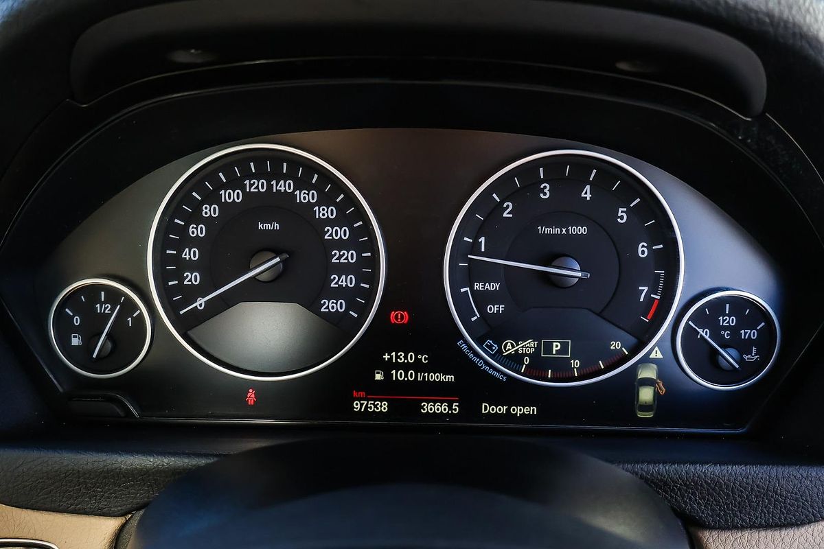 2014 BMW 3 Series 320i F30