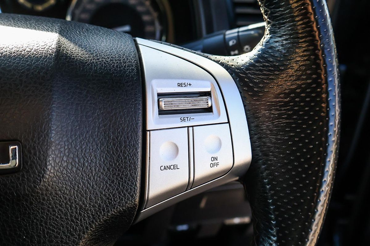 2018 Isuzu MU-X LS-T