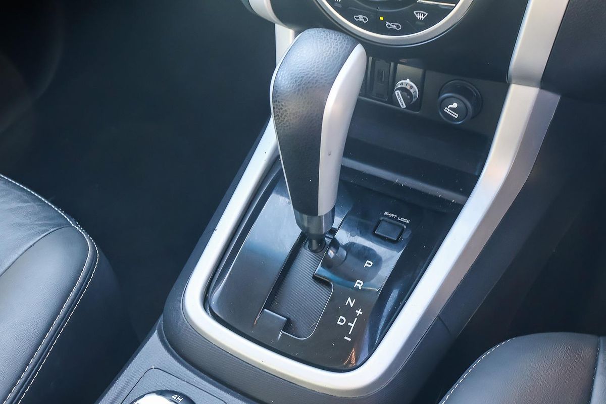 2018 Isuzu MU-X LS-T