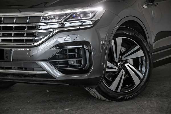2022 Volkswagen Touareg 210TDI R-Line CR