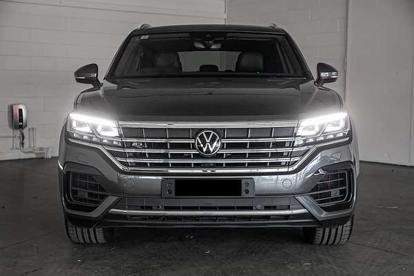 2022 Volkswagen Touareg 210TDI R-Line CR