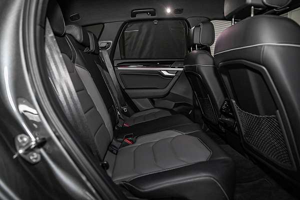 2022 Volkswagen Touareg 210TDI R-Line CR