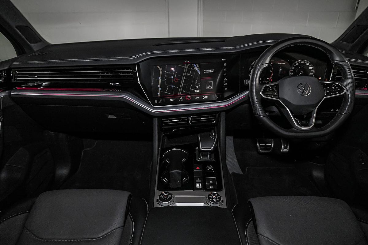 2022 Volkswagen Touareg 210TDI R-Line CR