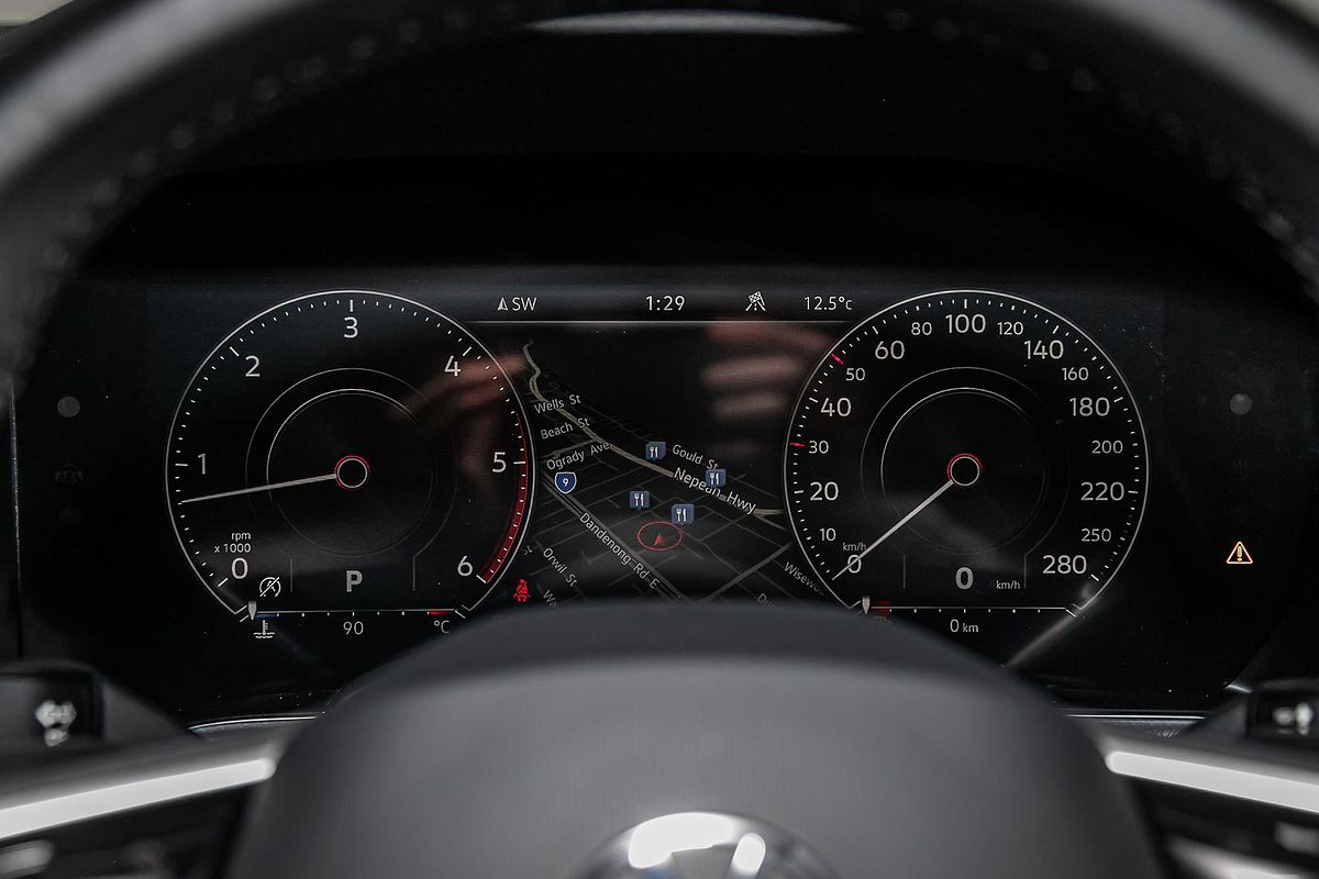 2022 Volkswagen Touareg 210TDI R-Line CR