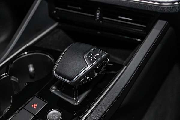 2022 Volkswagen Touareg 210TDI R-Line CR