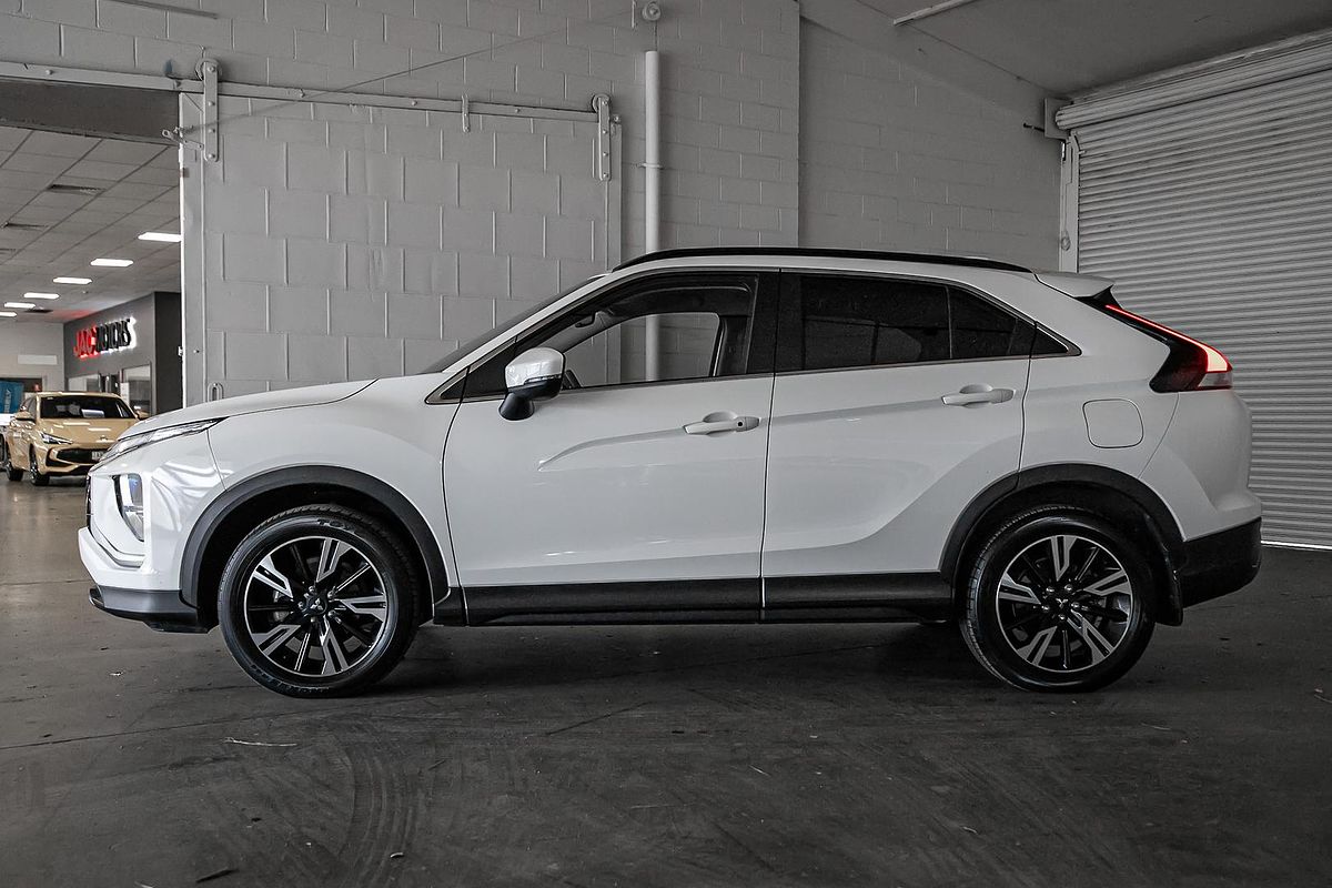 2022 Mitsubishi Eclipse Cross LS YB