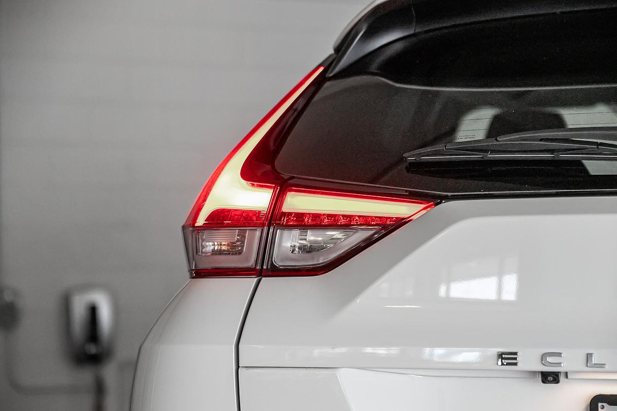 2022 Mitsubishi Eclipse Cross LS YB
