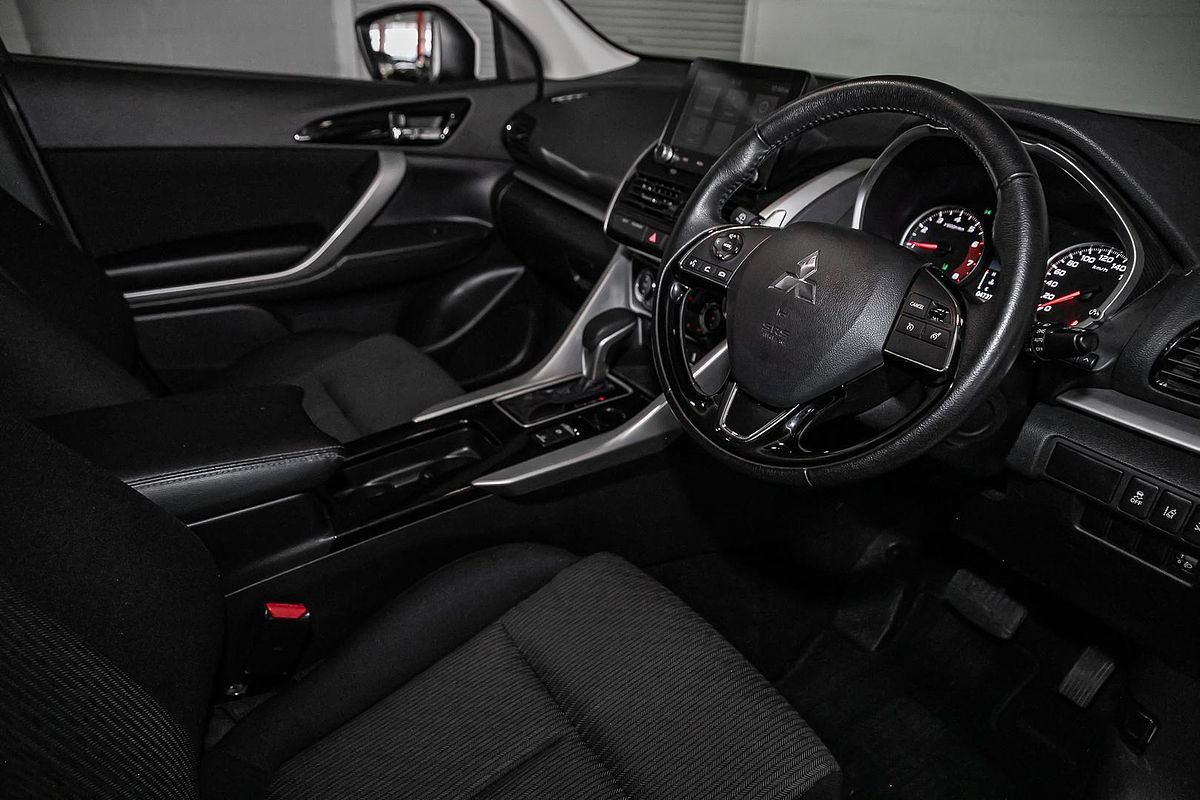 2022 Mitsubishi Eclipse Cross LS YB