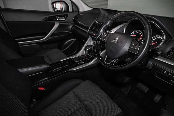2022 Mitsubishi Eclipse Cross LS YB