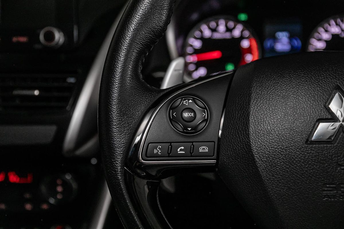 2022 Mitsubishi Eclipse Cross LS YB