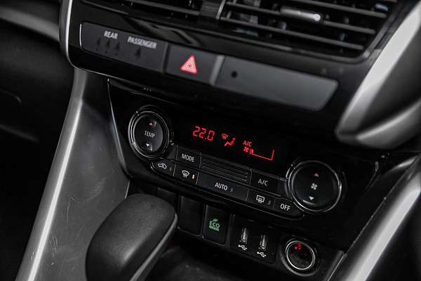 2022 Mitsubishi Eclipse Cross LS YB
