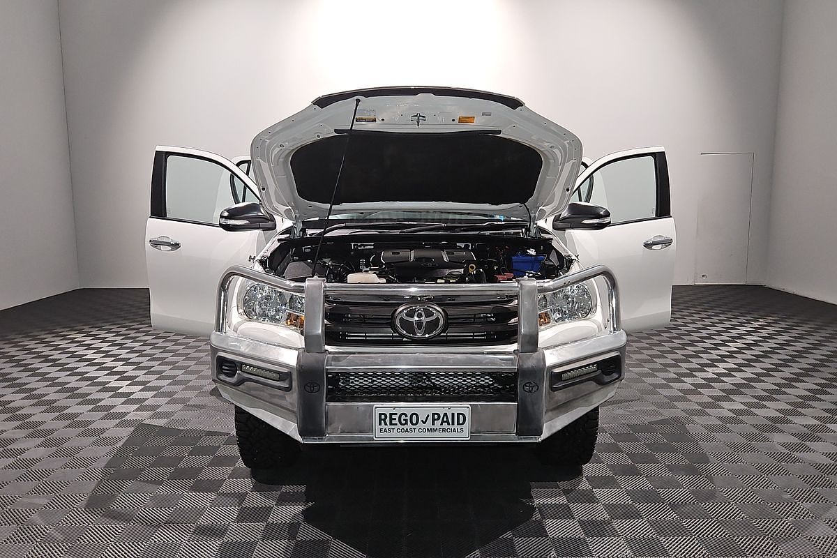 2017 Toyota Hilux SR GUN126R 4X4