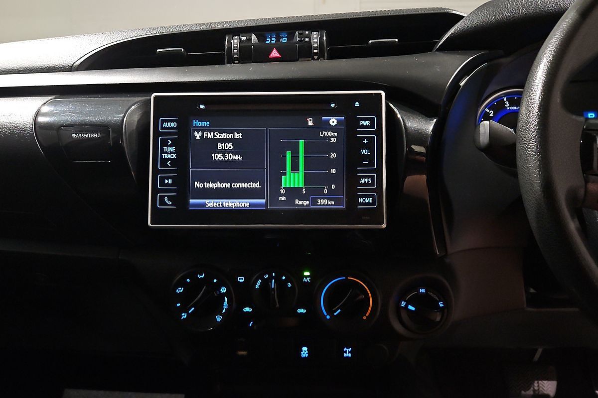 2017 Toyota Hilux SR GUN126R 4X4