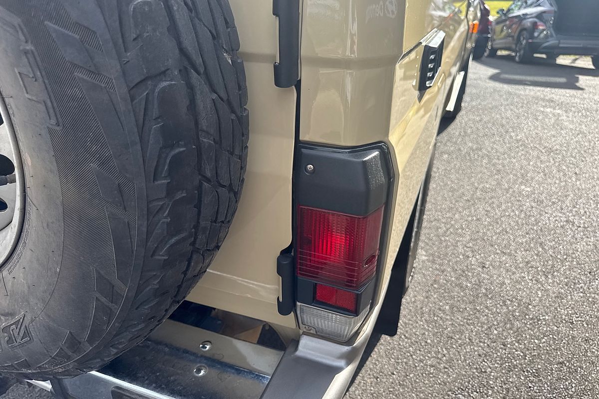 2023 Toyota Landcruiser GXL Troopcarrier VDJ78R