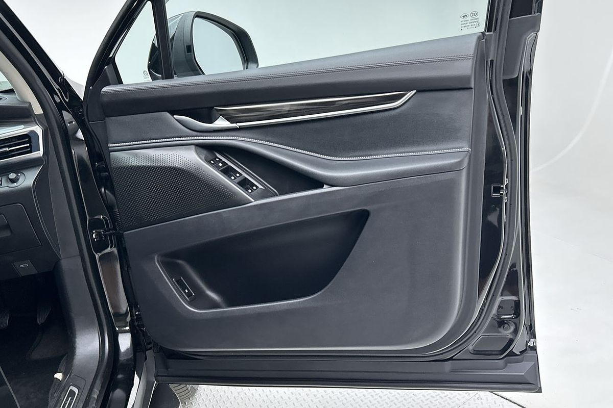 2022 LDV D90 Executive SV9A