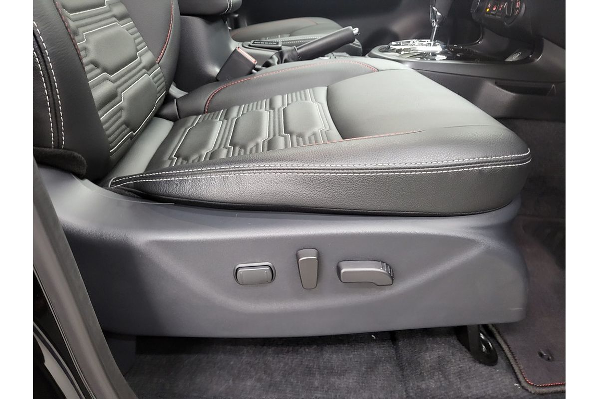 2025 Nissan Navara PRO-4X Warrior D23 4X4